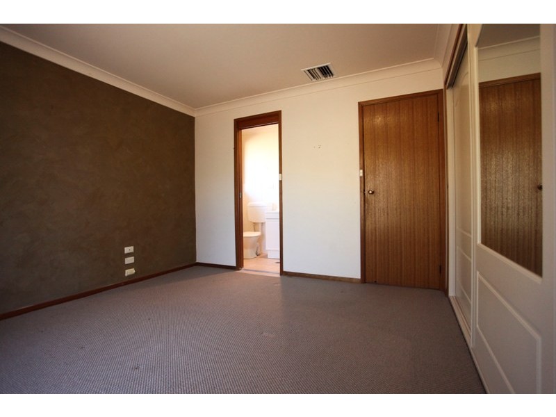 2 Regent Court, Dubbo NSW 2830