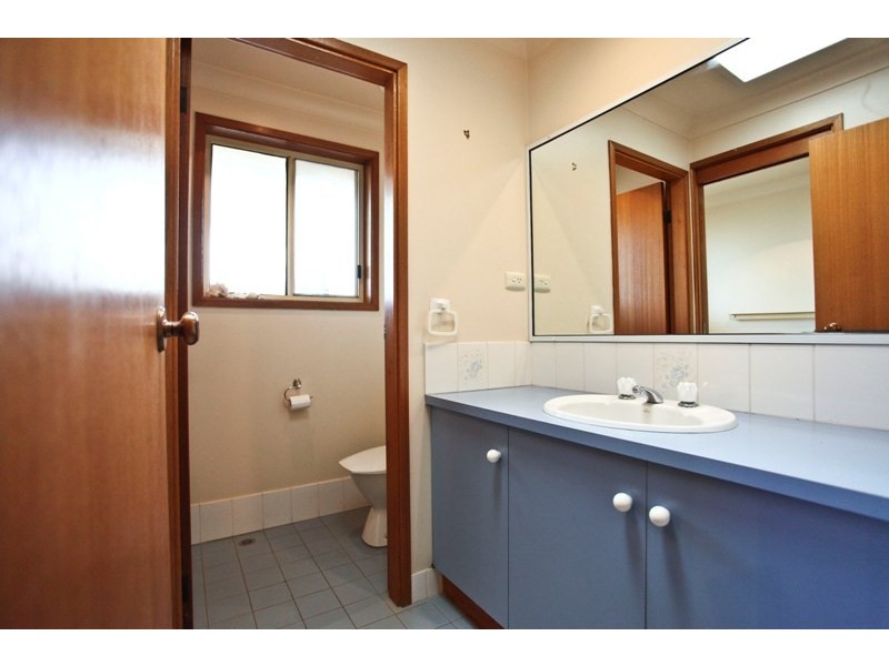 2 Regent Court, Dubbo NSW 2830