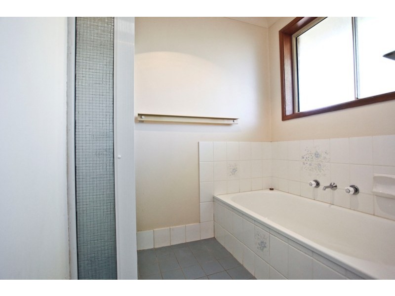 2 Regent Court, Dubbo NSW 2830