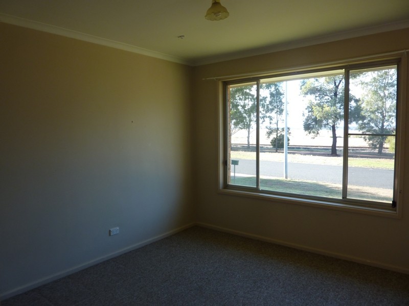 63 Margaret Crescent, Dubbo NSW 2830