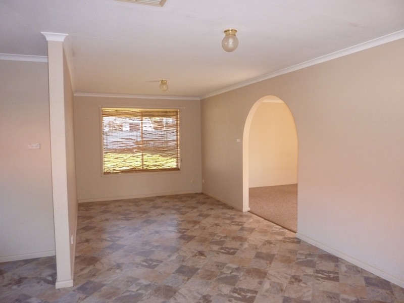 63 Margaret Crescent, Dubbo NSW 2830