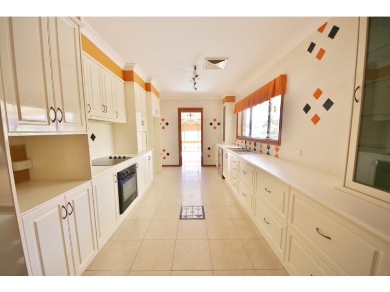 7 Duke Place, Dubbo NSW 2830