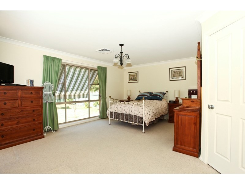 7 Pebble Beach Drive, Dubbo NSW 2830