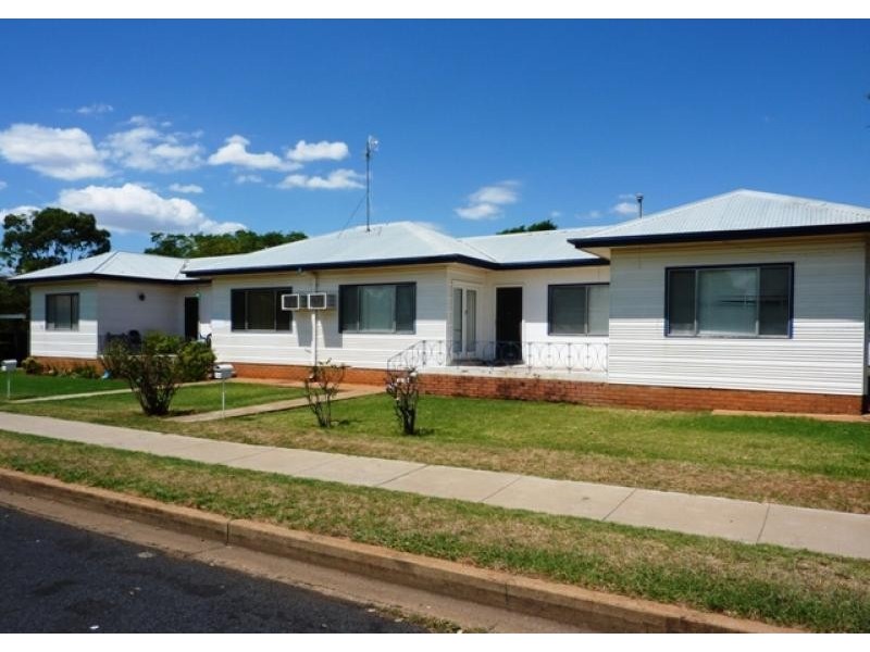 50-52 Young Street, Dubbo NSW 2830