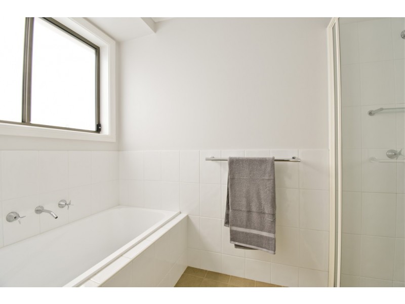 16 Durum Circuit, Dubbo NSW 2830