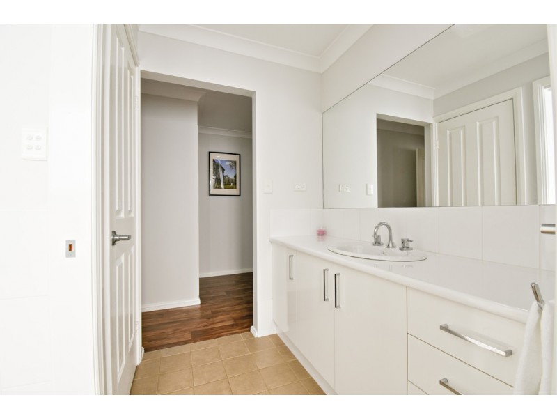 16 Durum Circuit, Dubbo NSW 2830