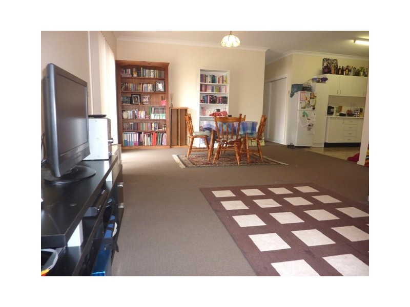 6a Ellis Park Close, Dubbo NSW 2830