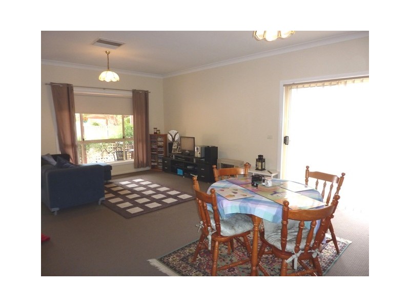 6a Ellis Park Close, Dubbo NSW 2830