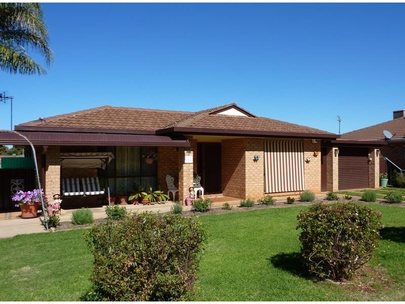 305 Myall Street, Dubbo NSW 2830