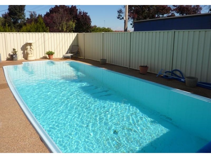 2 Villiers Avenue, Dubbo NSW 2830