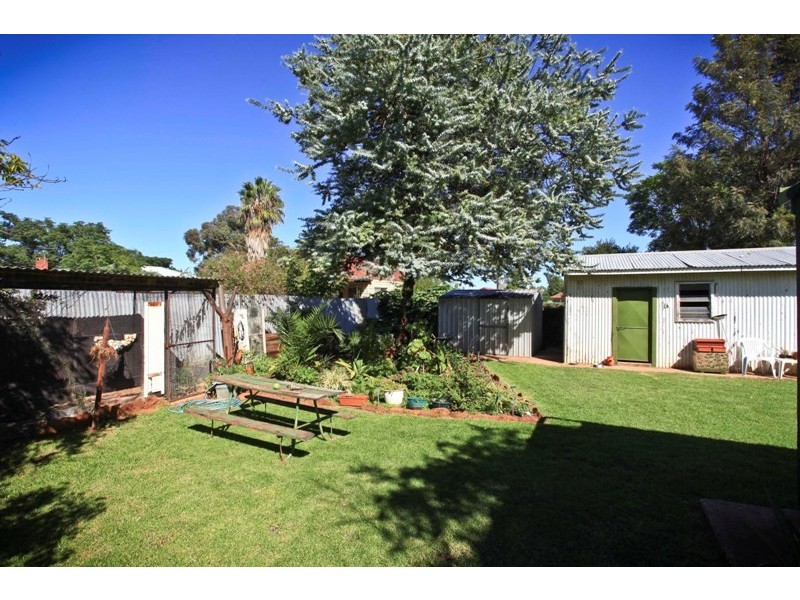 3 Sanderson Street, Dubbo NSW 2830