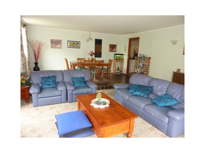 2 Topaz Street, Dubbo NSW 2830