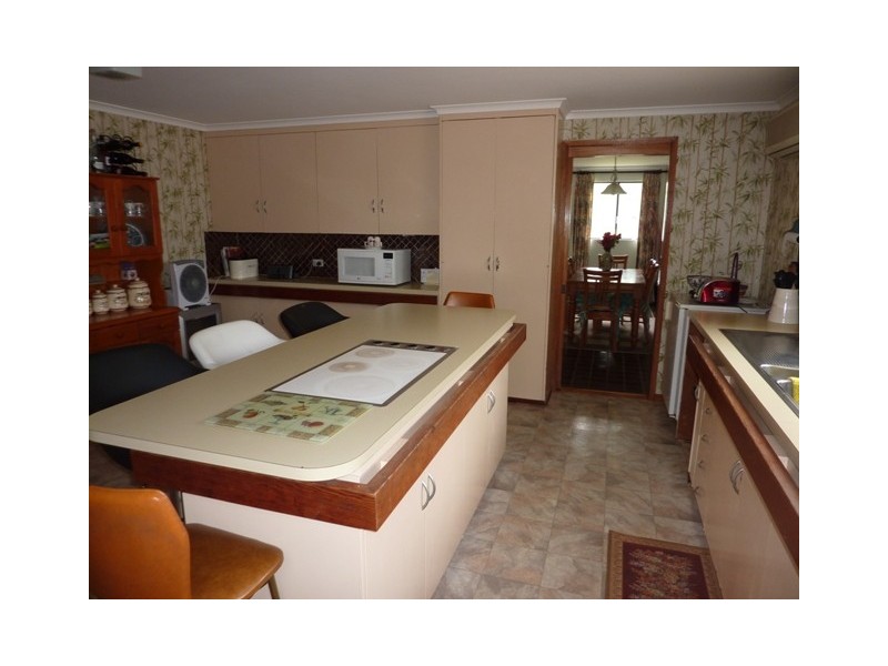 2 Topaz Street, Dubbo NSW 2830