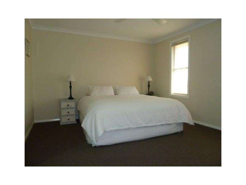 23 Regand Park Boulevard, Dubbo NSW 2830