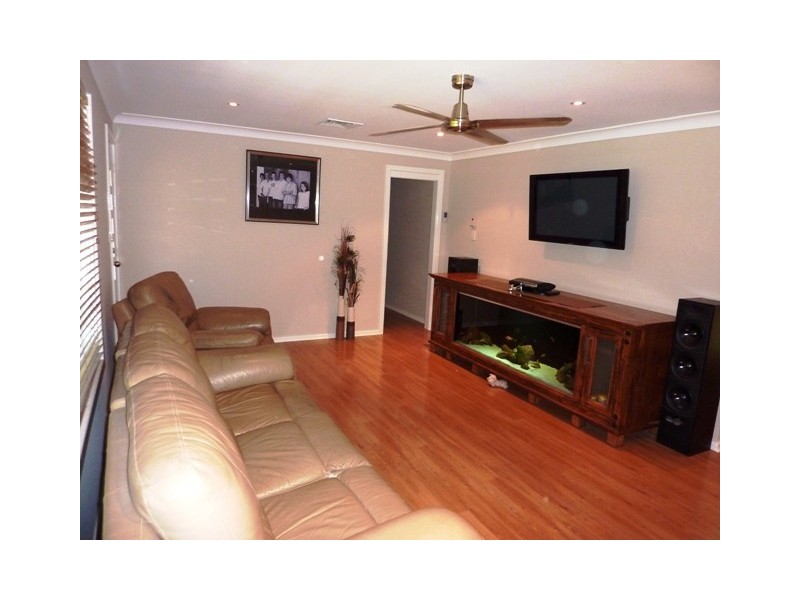 8 Potter Close, Dubbo NSW 2830