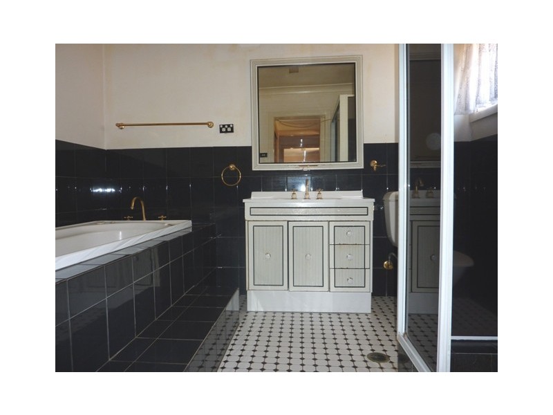 38 Goode Street, Dubbo NSW 2830