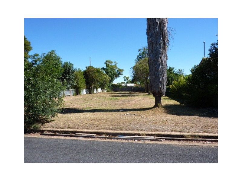 7 Reakes Ave, Dubbo NSW 2830