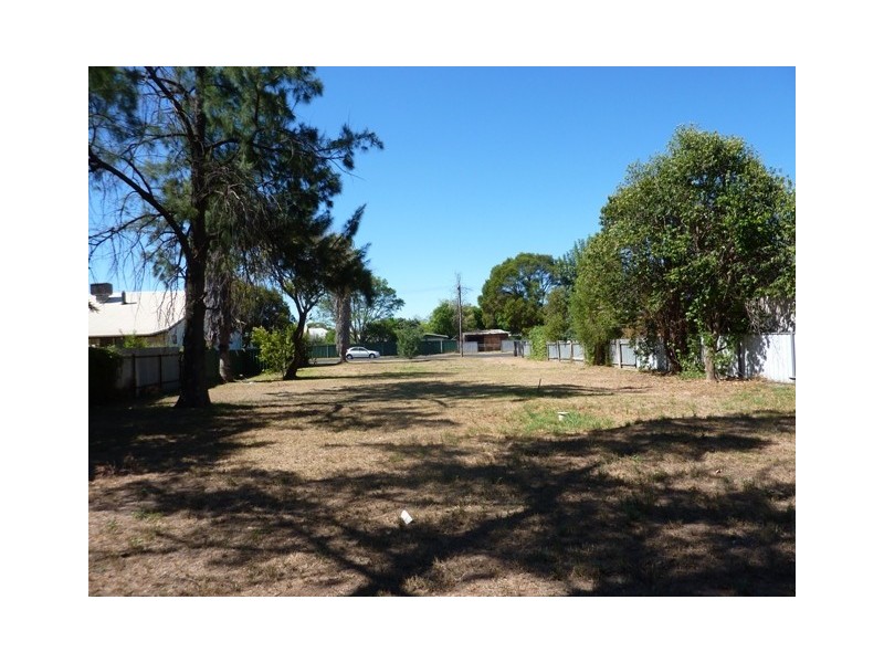 7 Reakes Ave, Dubbo NSW 2830