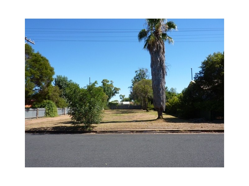 7 Reakes Ave, Dubbo NSW 2830