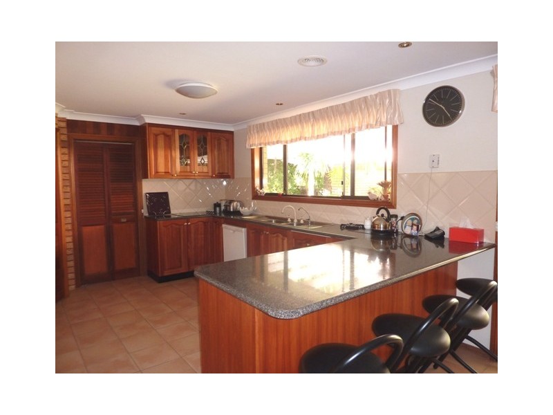 37 Hazelwood Drive, Dubbo NSW 2830