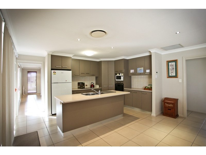 30 William Farrer Drive, Dubbo NSW 2830