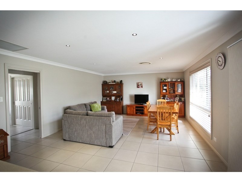 30 William Farrer Drive, Dubbo NSW 2830