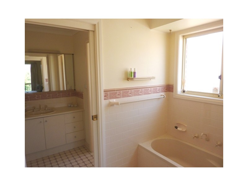 34 Jacqueline Drive, Dubbo NSW 2830