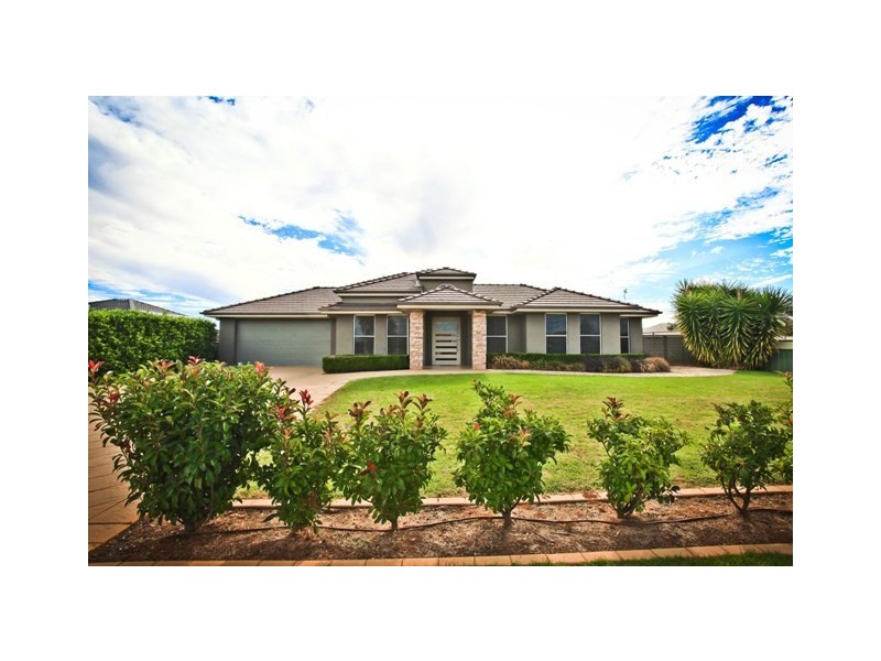 573 Wheelers Lane, Dubbo NSW 2830