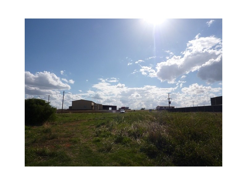 5L Transport Drive, Brocklehurst NSW 2830