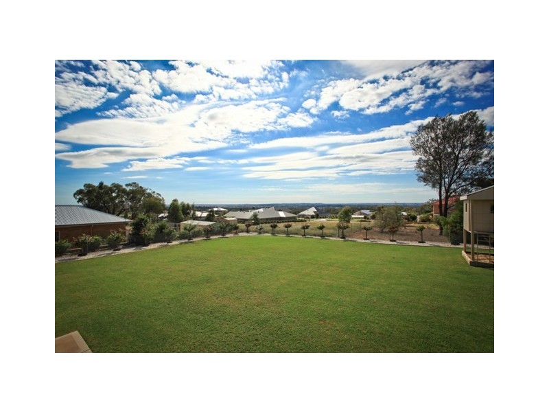 7 Ballindoch Place, Dubbo NSW 2830