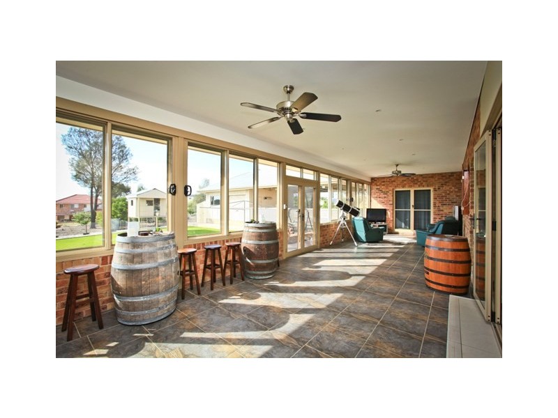 7 Ballindoch Place, Dubbo NSW 2830
