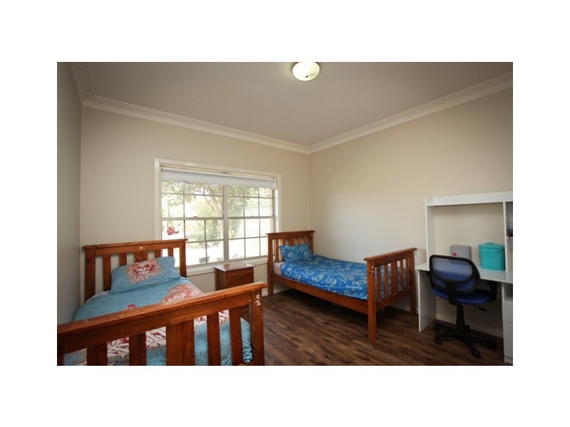 34 Lovett Avenue, Dubbo NSW 2830