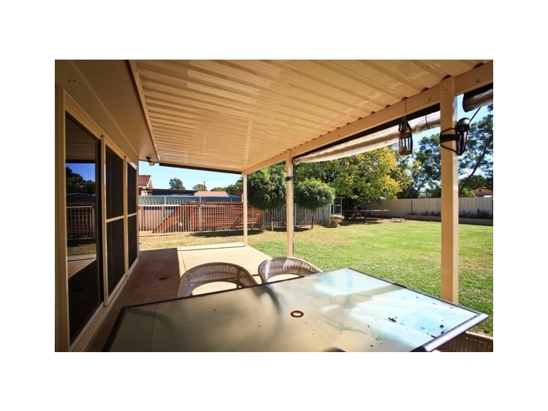 34 Lovett Avenue, Dubbo NSW 2830