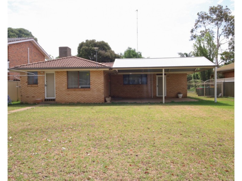 14 Mackay Drive, Dubbo NSW 2830