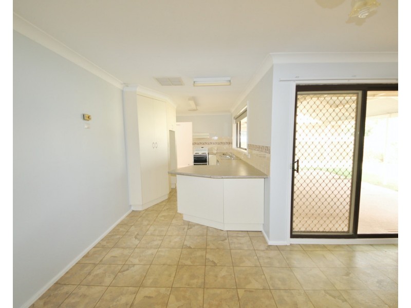 14 Mackay Drive, Dubbo NSW 2830