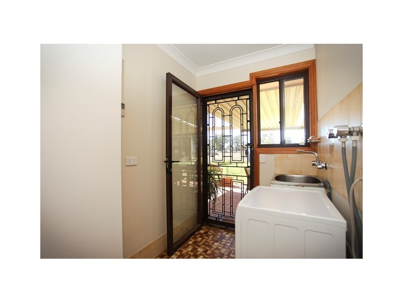 18 Hargraves Lane, Gilgandra NSW 2827