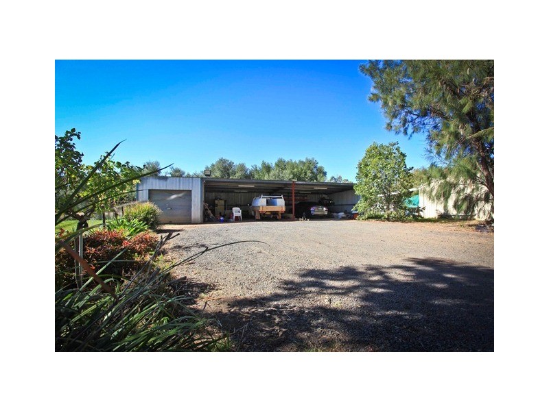 18 Hargraves Lane, Gilgandra NSW 2827