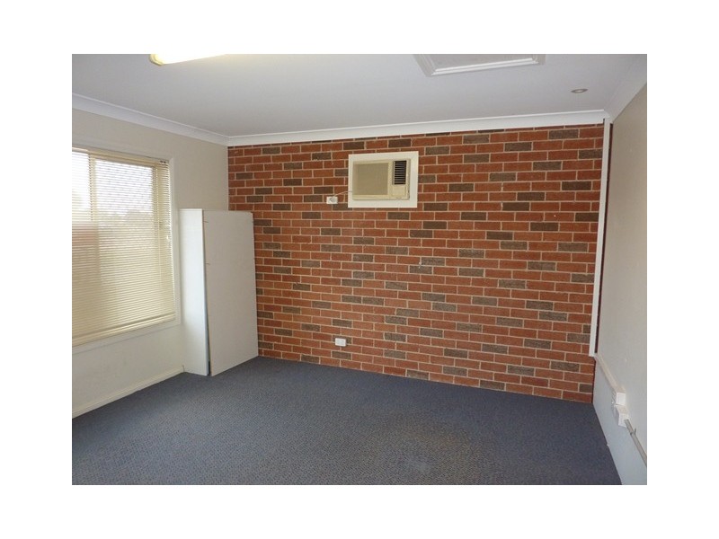 8/74 Mt Batten Drive, Dubbo NSW 2830