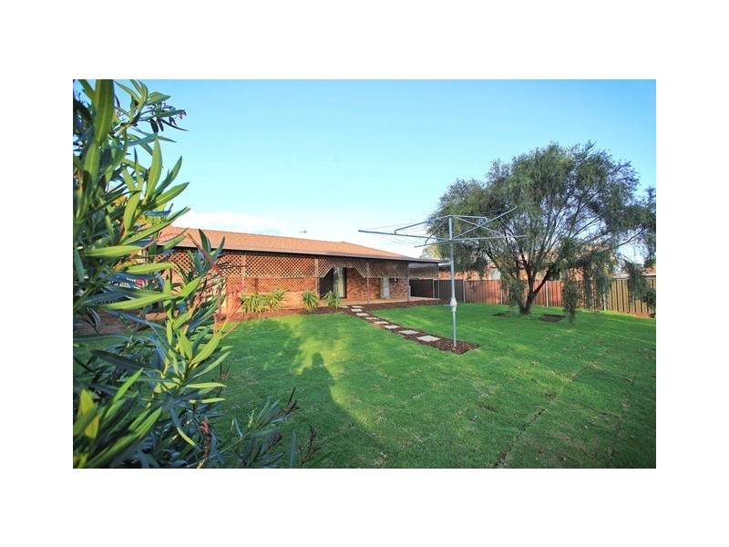 17 Lindsay Place, Dubbo NSW 2830