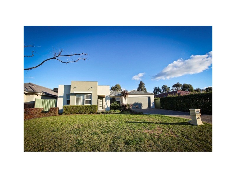 25 Namoi Crescent, Dubbo NSW 2830