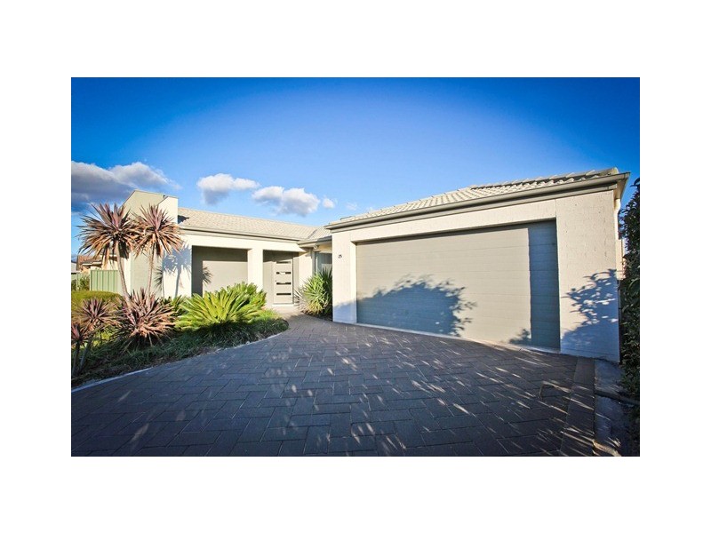 25 Namoi Crescent, Dubbo NSW 2830