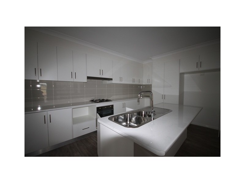 2/40 Dalbeattie Crescent, Dubbo NSW 2830