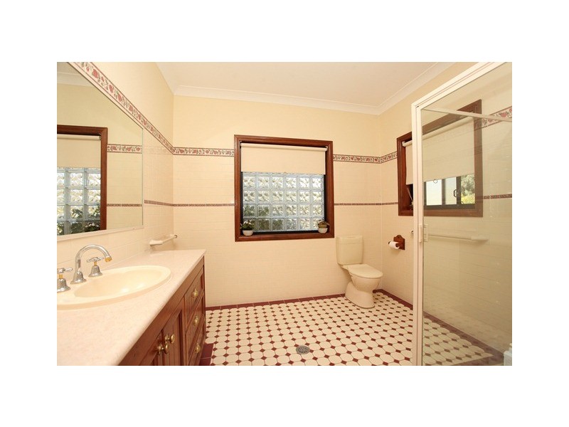 7 Waverly Drive, Dubbo NSW 2830