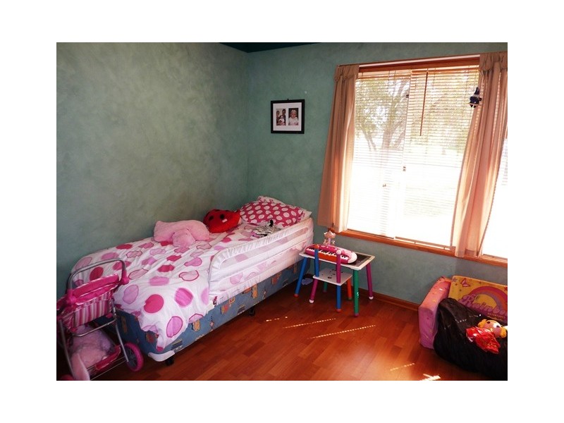 11 Meadowbank Drive, Dubbo NSW 2830