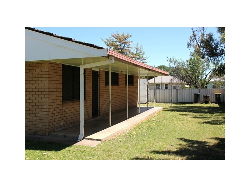 2A Lovett Avenue, Dubbo NSW 2830