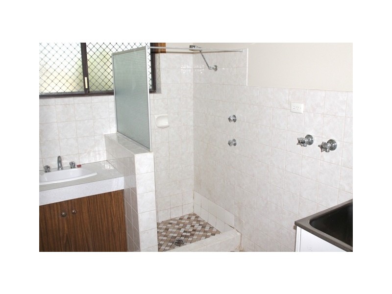 2A Lovett Avenue, Dubbo NSW 2830