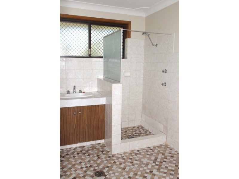 2A Lovett Avenue, Dubbo NSW 2830