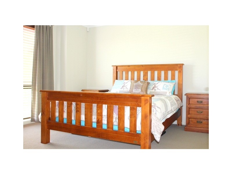 16 Holmwood Drive,, Dubbo NSW 2830