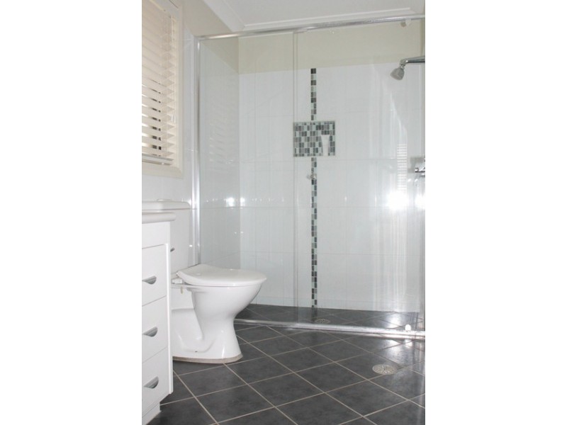 16 Holmwood Drive,, Dubbo NSW 2830