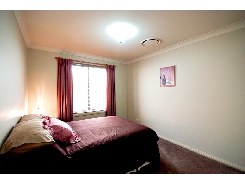 31 Lakeside Circuit, Dubbo NSW 2830